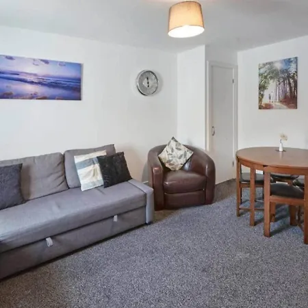 1-bedroom Serviced In Skinningrove 8 *