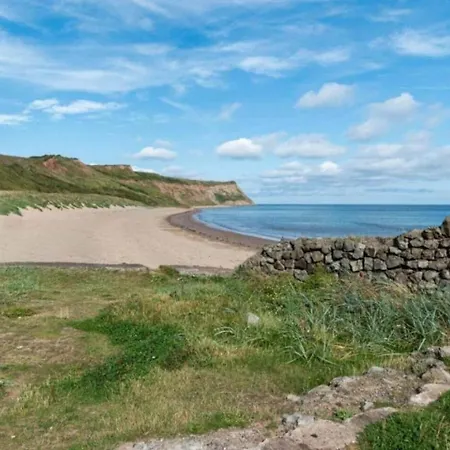 1-bedroom Serviced In Skinningrove 8