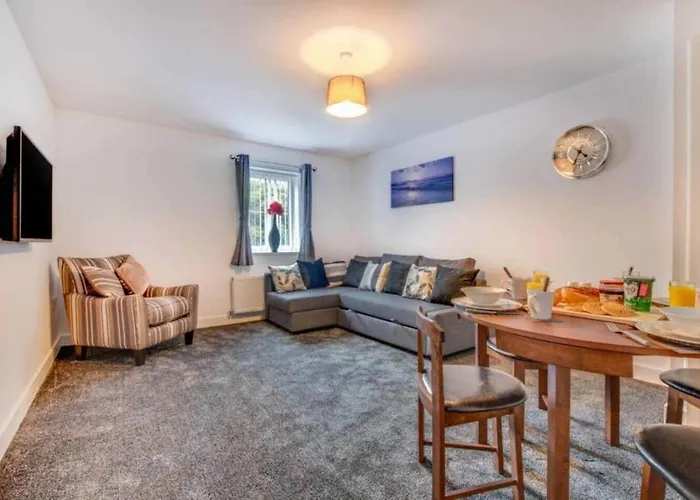 1-bedroom Serviced In Skinningrove 8 Apartment